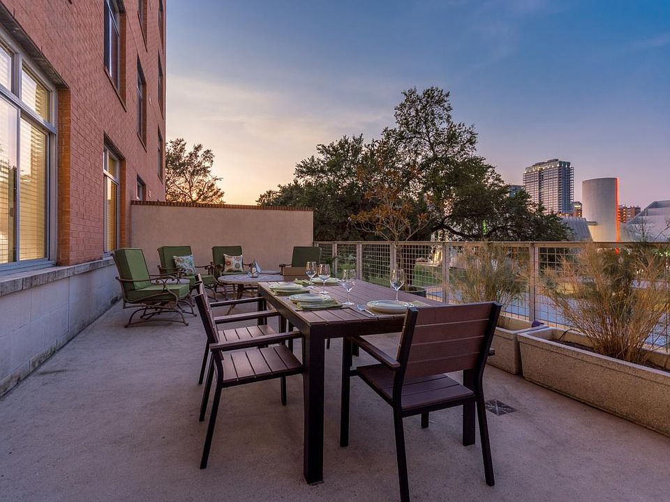 Huge Patio!