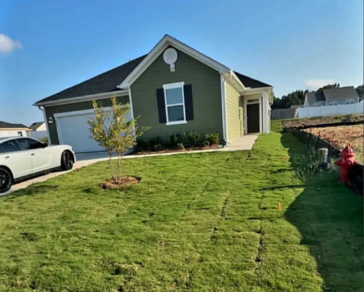 200 Chestnut Oak Ln — Photo 1
