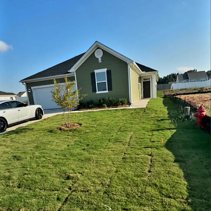 200 Chestnut Oak Ln
