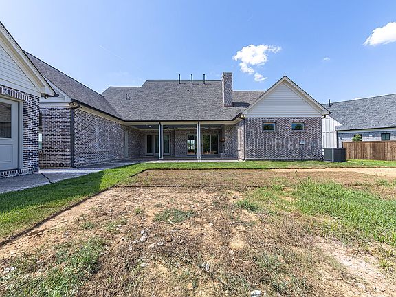 3rd image of 55 New Pond Rd