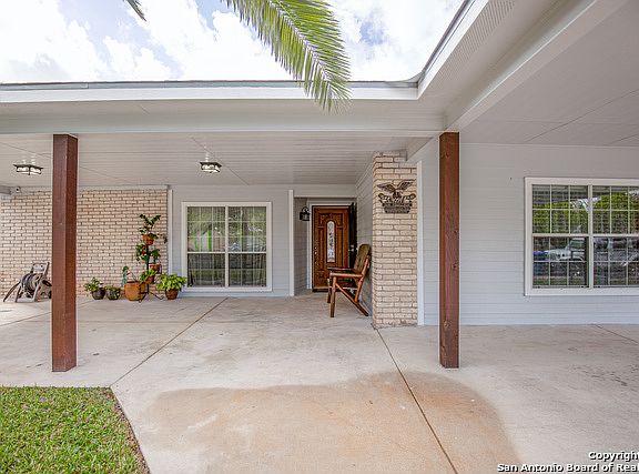 3rd image of 9059 Bowline St