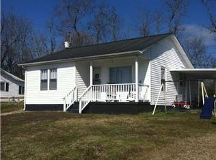 8 Badger Ln, Carthage, TN 37030