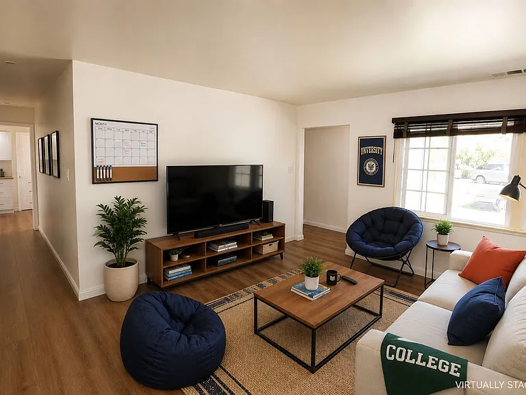 680 N Cambridge St — Photo 3