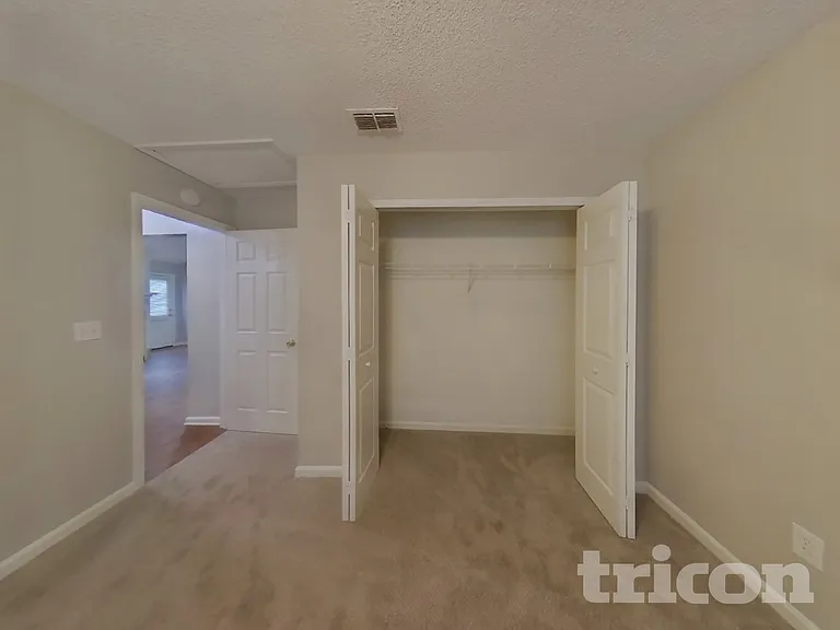 3099 Wavering Ln — Photo 10