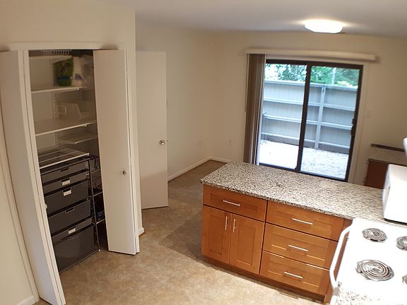 kitchen, pantry