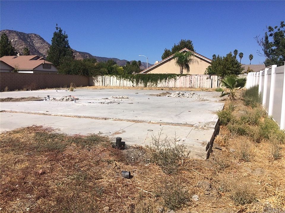 1st image of 32505 Oak Knoll Ln