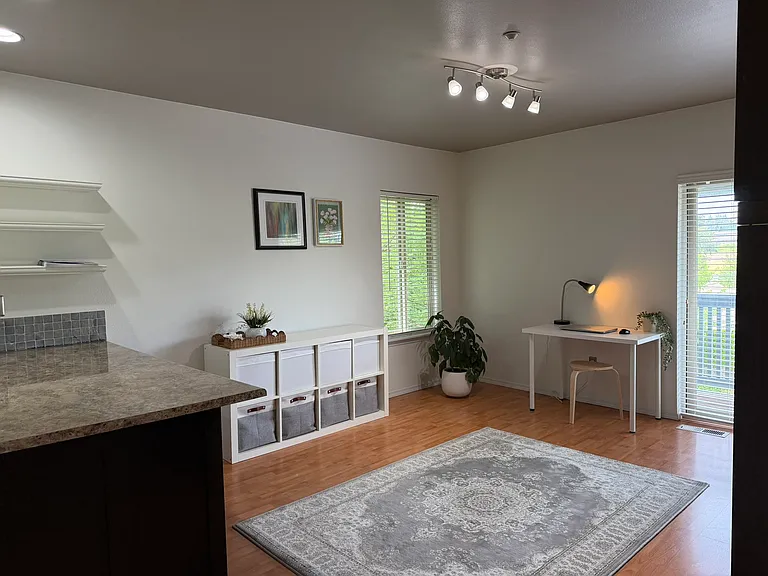 4063 Flora Dr — Photo 5