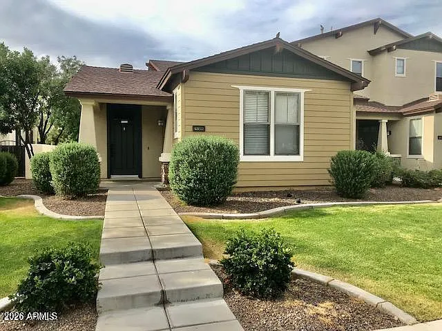 15389 W Bloomfield Rd