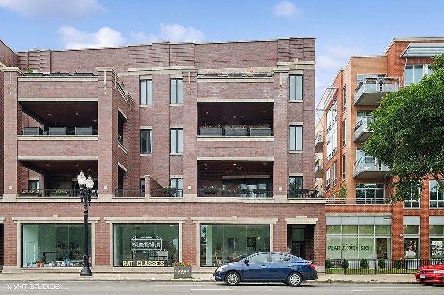 1st image of 4806 N Clark St Unit 201