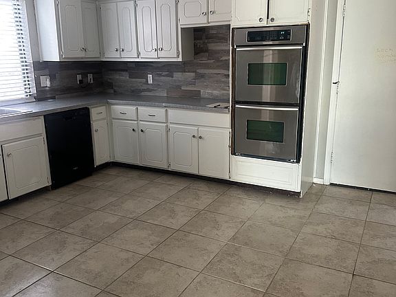 4th image of 12913 Fox Forest Cir