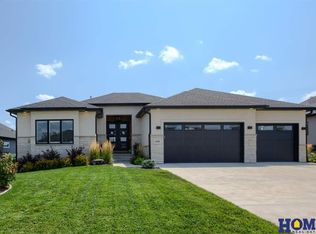 6426 Granite Ridge Rd, Lincoln, NE 68526