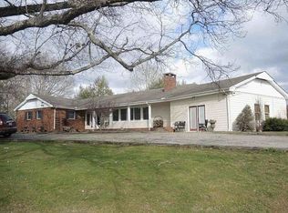 58 Oak Hill Ln, Clyde, NC 28721