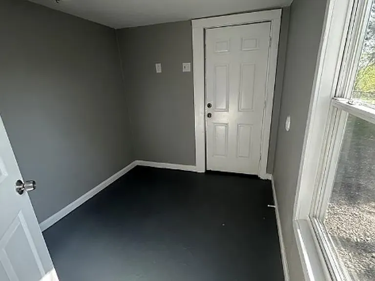 9 Saint Lambert Dr — Photo 4