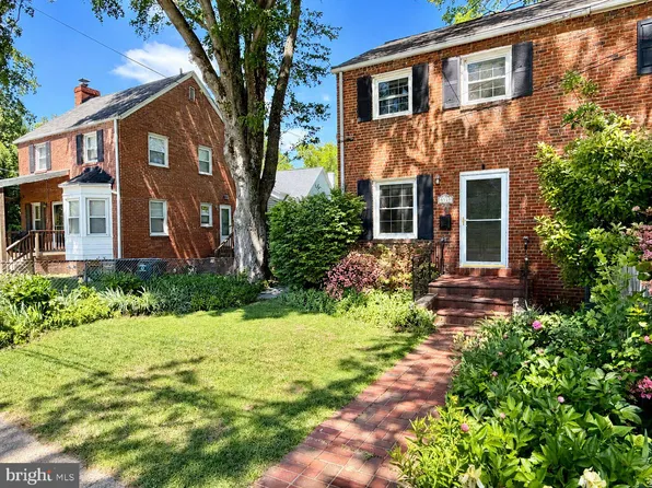6931 26th St N, Arlington, VA 22213