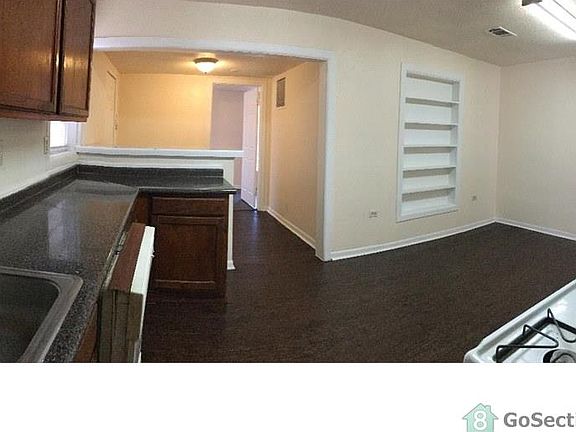 3rd image of 1318 Brady Dr