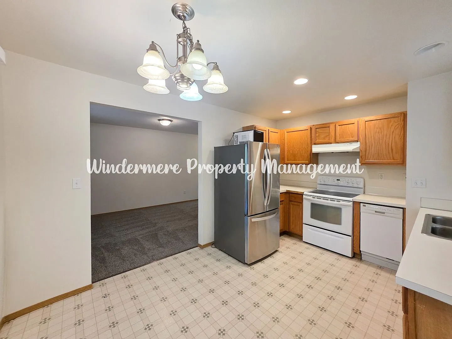 Conveniently located 3 bed in East Bremerton CK area, with A/C! — Photo 3