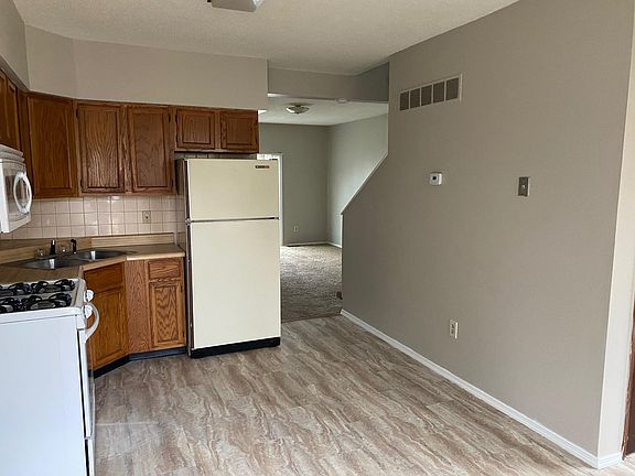 3rd image of 4407 Beck Ave