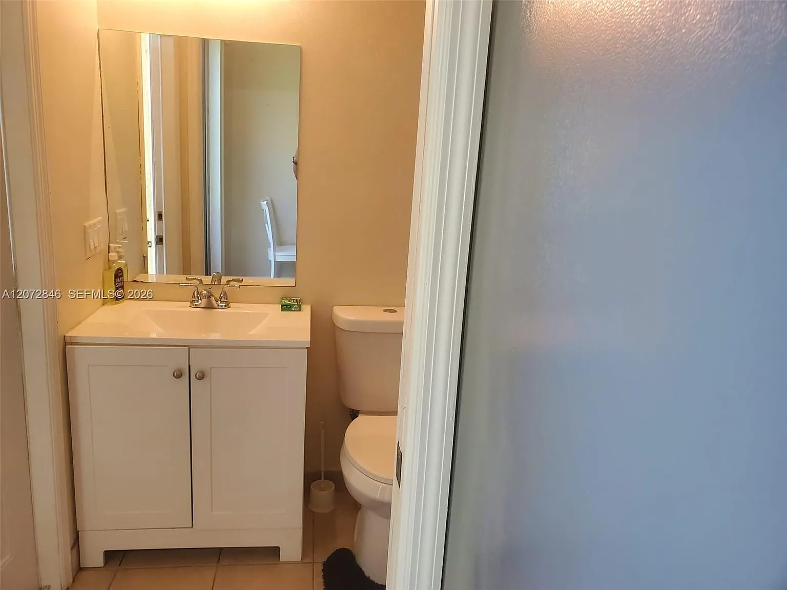 1 bed, 1.0 bath, 3328 sqft, $1,500 — Photo 4