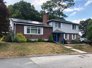 111 Dale St, Fall River, MA 02721