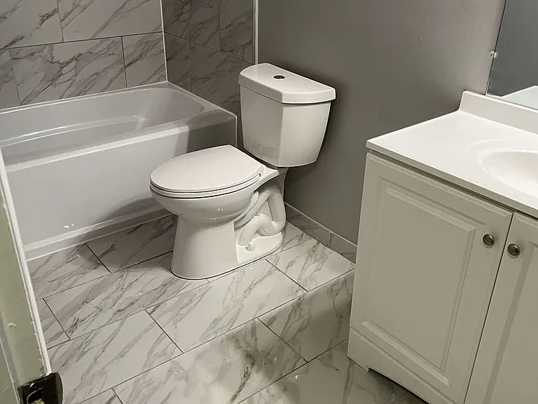 5640 Pardee — Photo 3
