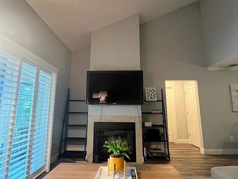 2401 Eilers Ln #1106 — Photo 3