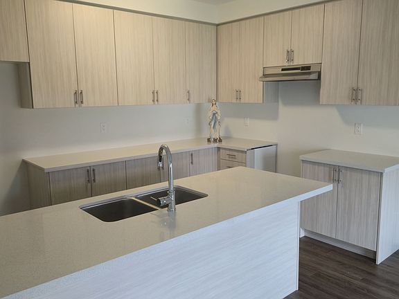 4th image of 45 Pembrook St