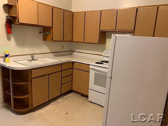 2nd image of 224 E Front St APT 1