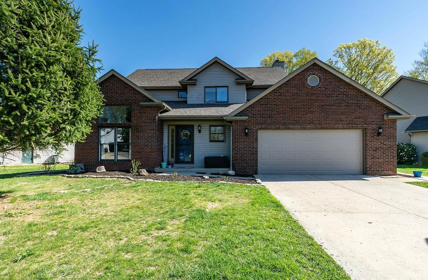 1019 E Jennifer Dr photo 1