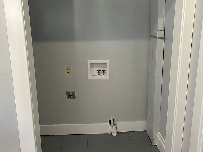 221 Vance St — Photo 14