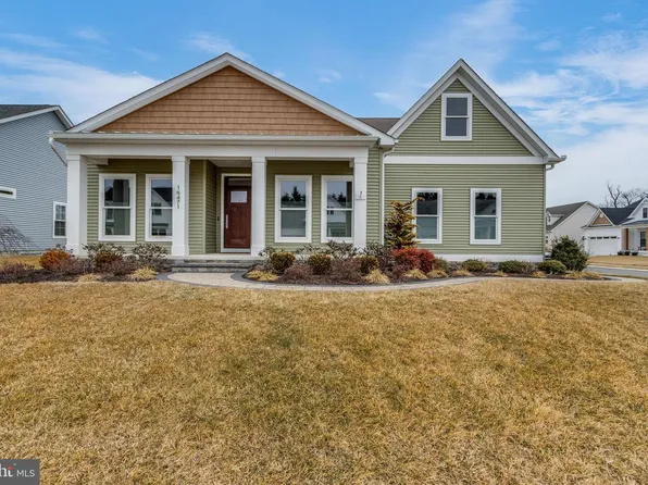 16471 Four Leaf Dr, Lewes, DE 19958