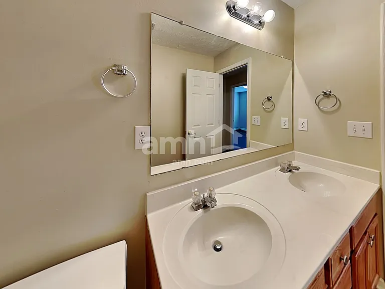 540 Gables Ct — Photo 18