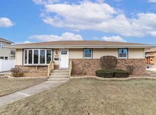 1647 Heather Dr, Munster, IN 46321