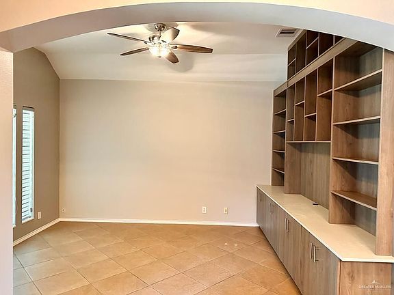 4th image of 4301 Santa Sofia Ct