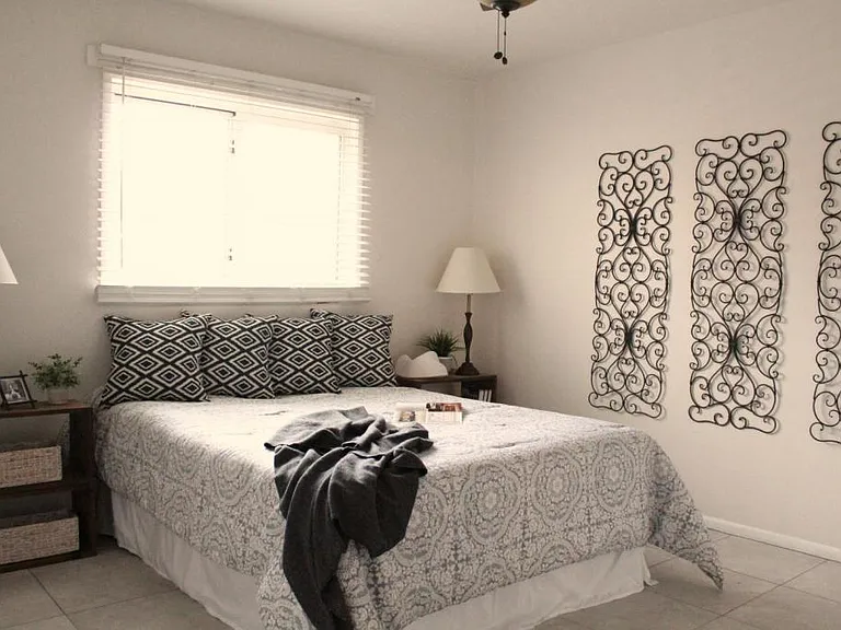 1021 Alvarado Dr SE #B — Photo 6