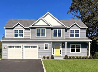 471 Clay Pitts Road, East Northport, NY 11731