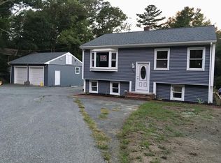 1025 Russells Mills Rd, Dartmouth, MA 02748