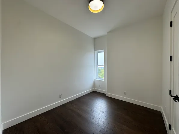 272 Hoboken Avenue image 8 of 9