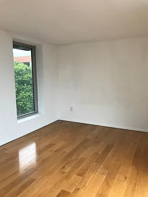 Rented by Dream Space Realty | media 27