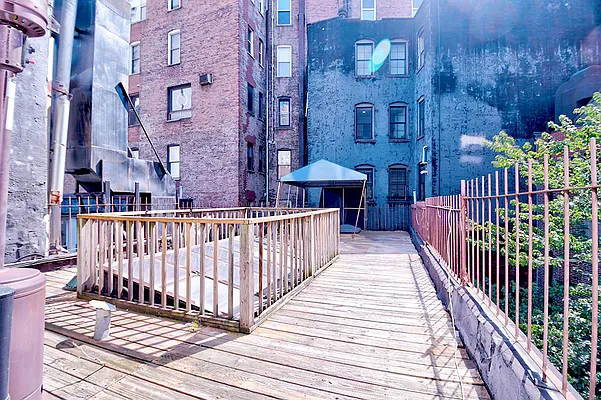 Rented by Urbane Brokerage | media 56