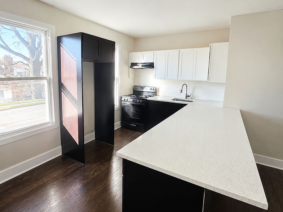 1st image of 234-236 Renner Ave #3B
