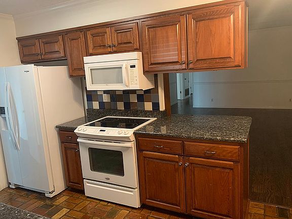 4th image of 5513 Clara Ct