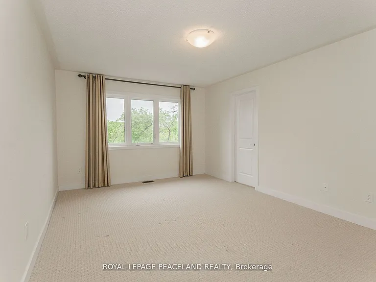 41 Dariole Dr — Photo 16