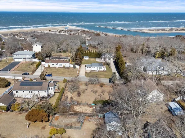 255 East Road, Mattituck, NY 11952