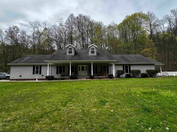 709 Tarkiln Rd, Salem, WV 26426