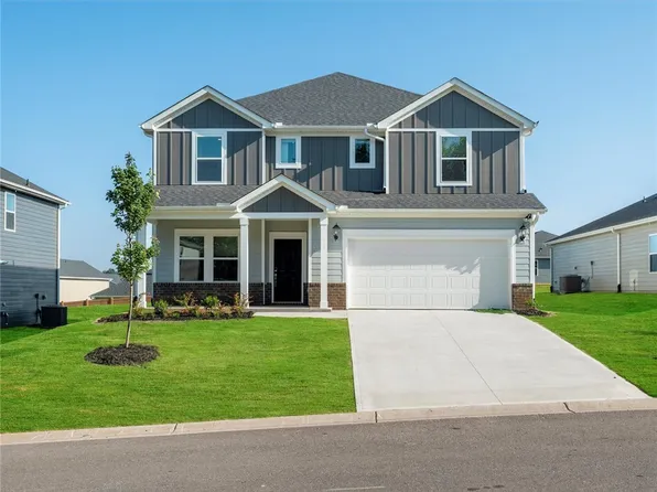 807 Burghley Cir, Greer, SC 29651