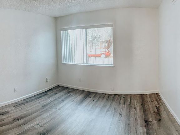 2nd image of 5306 El Camino Ave APT 10