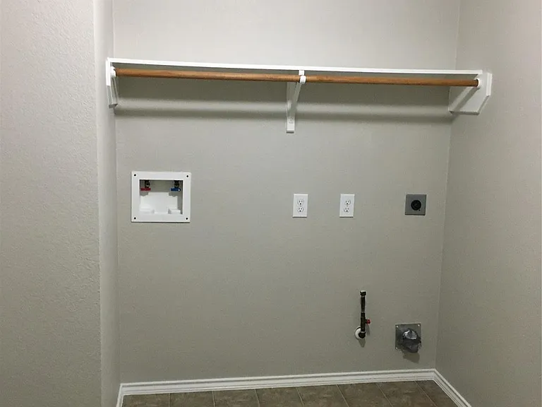 18102 Rexine Ln — Photo 30
