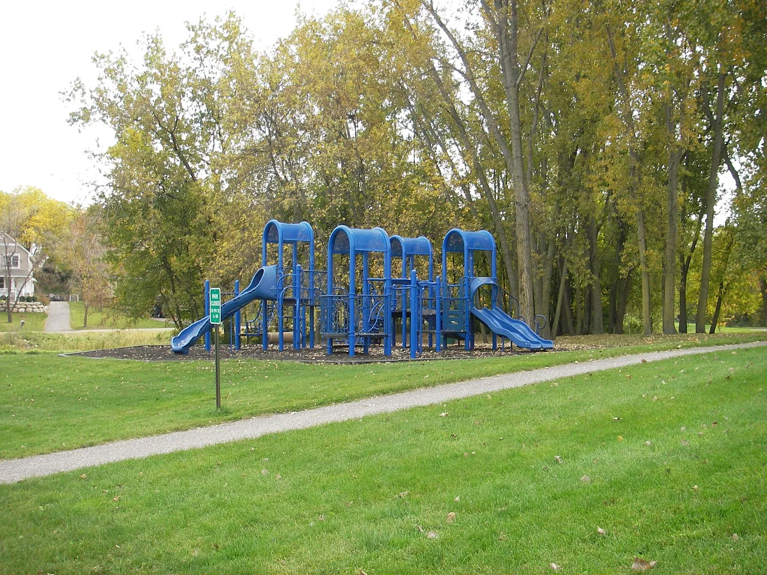 1 bed, 800 sqft, $1,350 — Photo 3