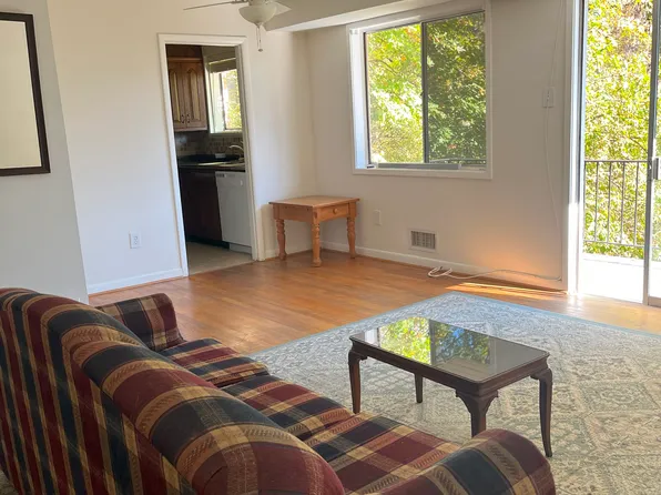 10518 Weymouth St, Bethesda, MD