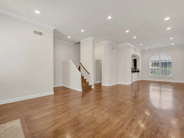 14234 Dickens St #3 — Photo 6